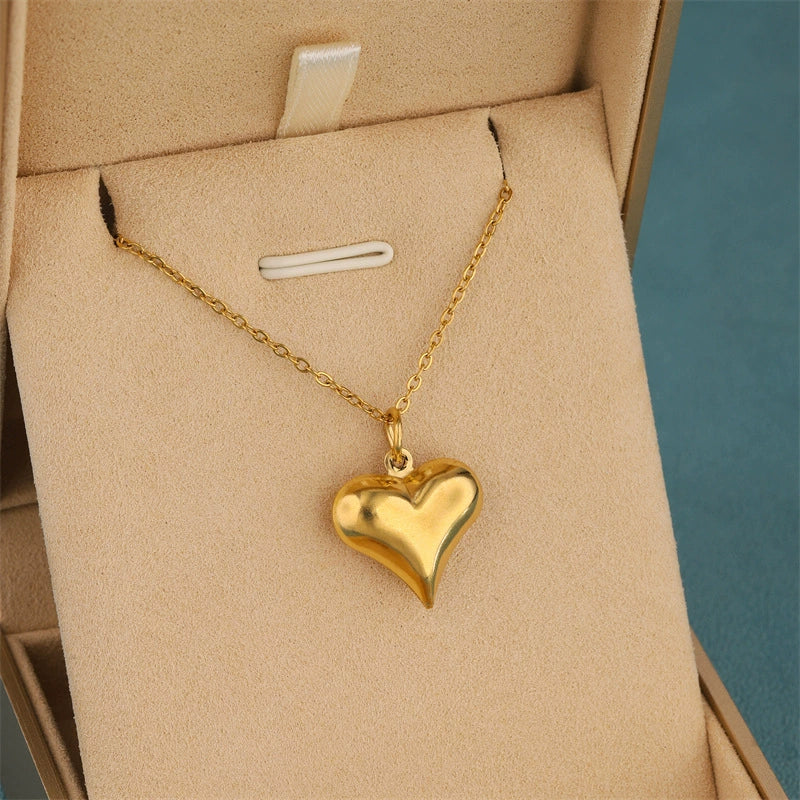 Wholesale Women's Minimalist Geometric Hollow Heart Pendant 18K Gold Stainless Steel Cross Chain Electroplated Necklace Choker Jewelry - Image 4