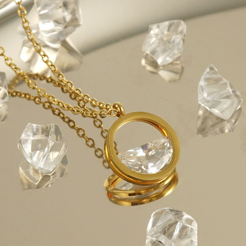 Wholesale Women's Minimalist Geometric Hollow Pendant 316L Stainless Steel 316L Stainless Steel Necklace With Electroplating And Cross Chain - Image 2