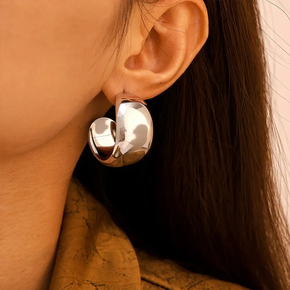 Wholesale Women's Minimalist Geometric Titanium Steel Electroplated Cshaped Wide Glaze Earrings - Image 3
