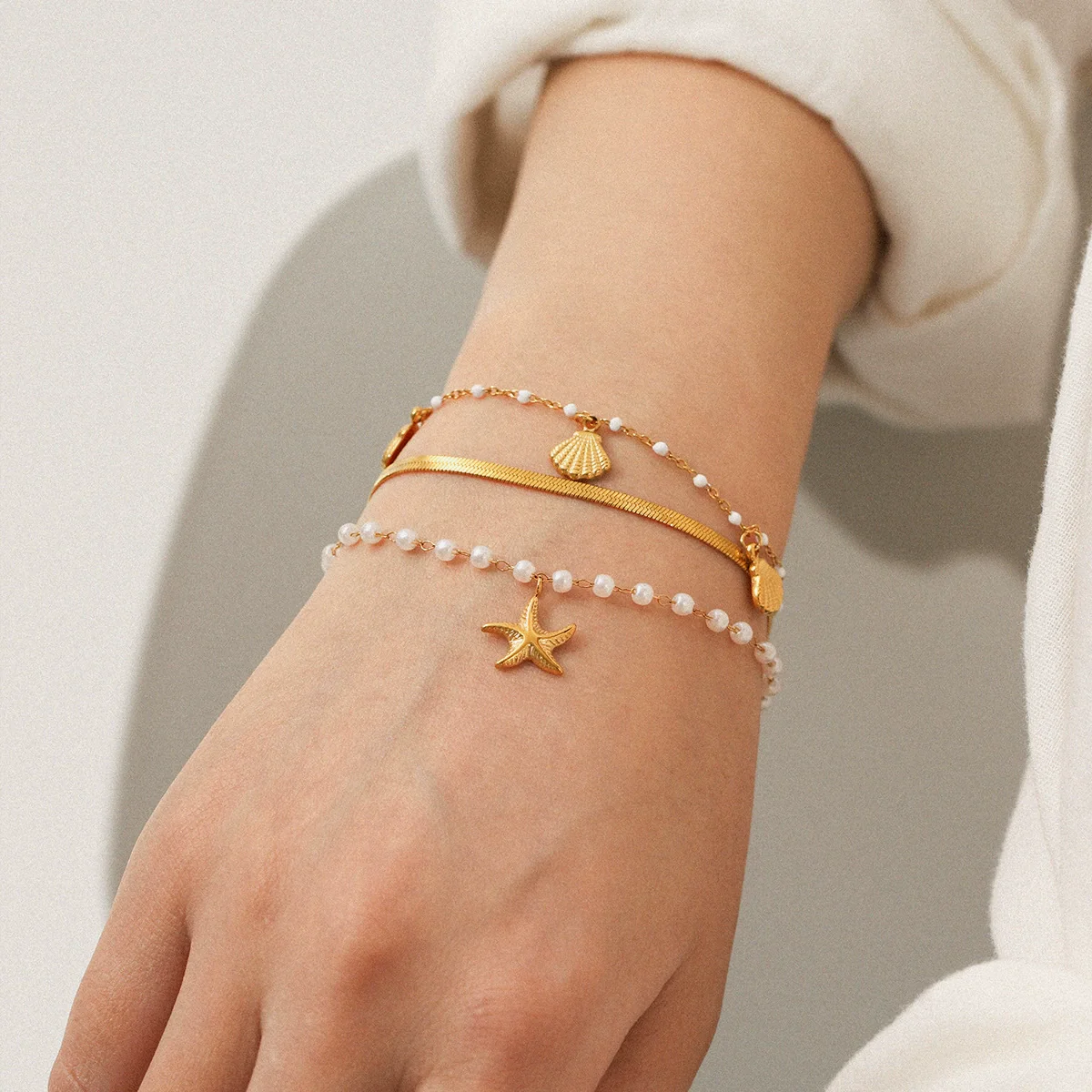 Wholesale Women's Minimalist Ins Style Geometric Stainless Steel Electroplated Bracelet Set With Shell And Starfish Pendant - Image 2