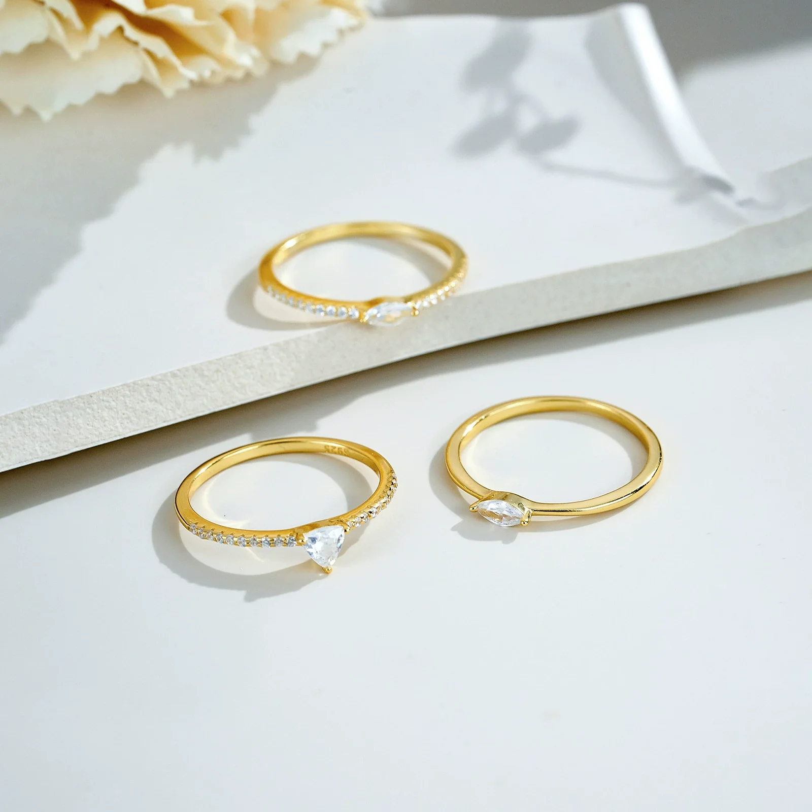 Wholesale Women's Minimalist S925 Sterling Silver Ring With Microinlaid Zircon Geometric Pattern Electroplated Platinum 18K Gold - Image 3