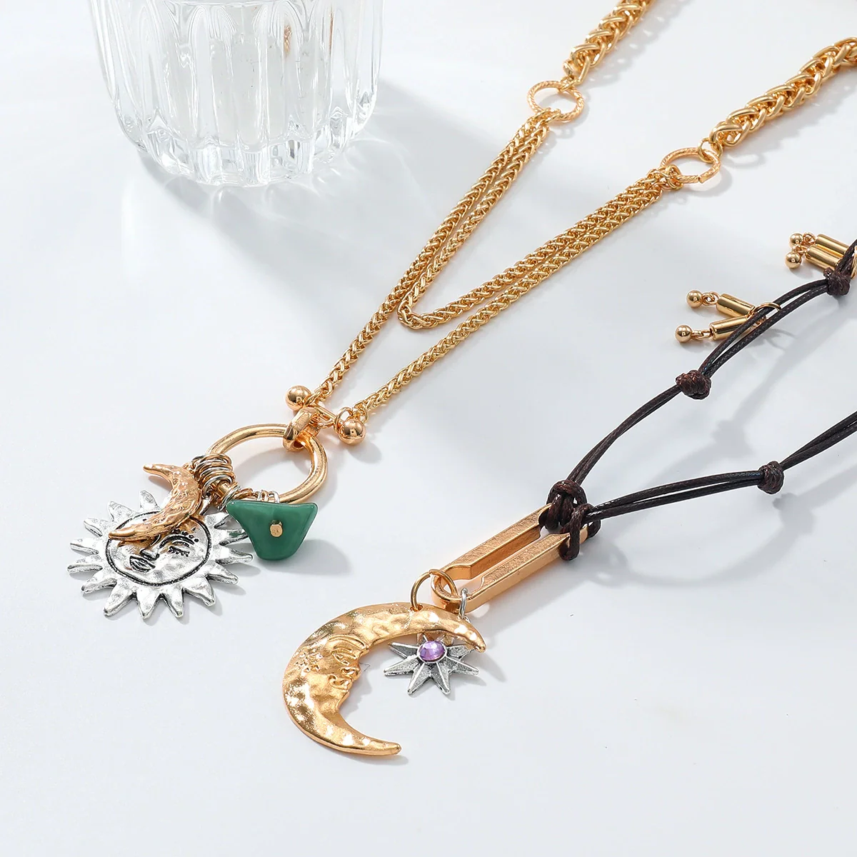 Wholesale Women's Multilayer Handwoven Necklace Pendant With Geometric Pattern Zinc Alloy And Alloy Electroplated In Old Money And Minimalist Style - Image 4