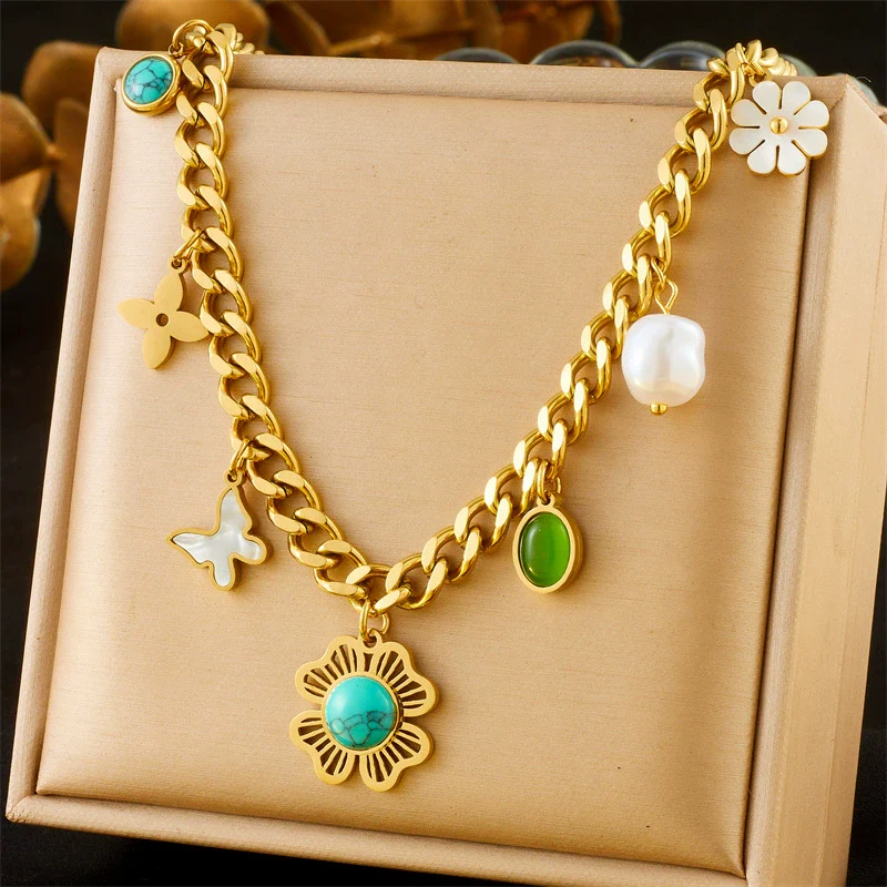 Wholesale Women's Old Money Style Stainless Steel Electroplated Necklace With Butterfly Daisy Turquoise Flower Pendant