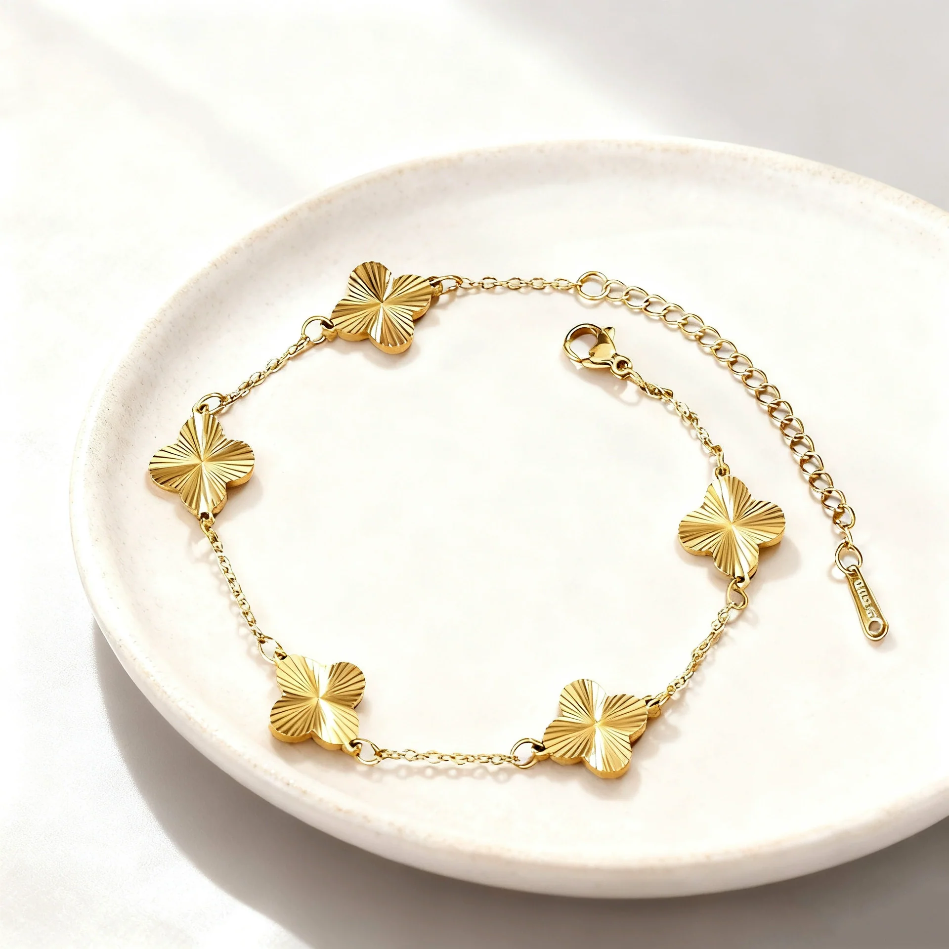 Wholesale Women's Plants And Flowers Four Leaf Clover Stainless Steel Jewelry Set Electroplated O Word Chain Necklace Bracelet Earring - Image 8