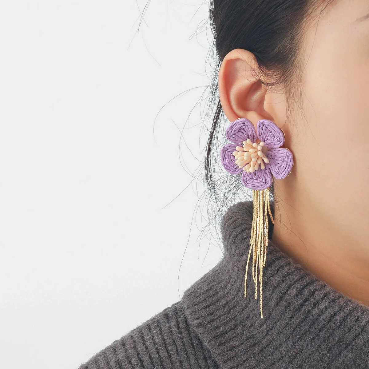 Wholesale Women's Raffia Flower Hand Knitted Tassel Earrings - Image 2