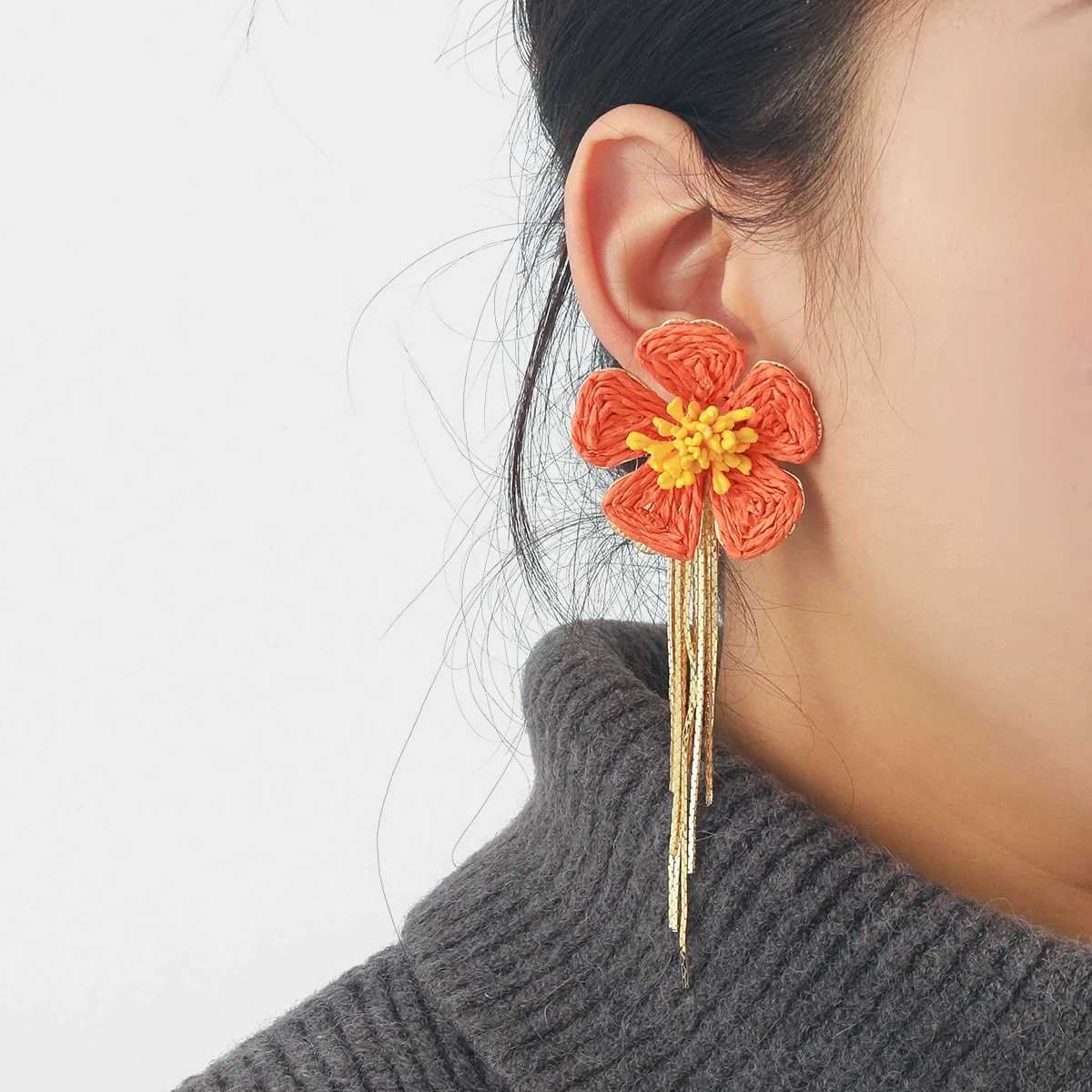 Wholesale Women's Raffia Flower Hand Knitted Tassel Earrings - Image 3