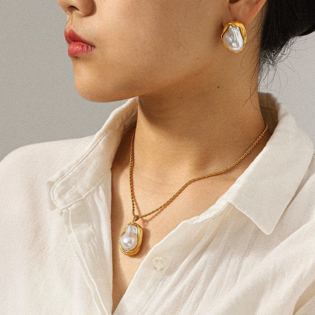 Wholesale Women's Retro Baroque Geometric Stainless Steel And Pearl Jewelry Necklaces And Earrings With Electroplating - Image 2