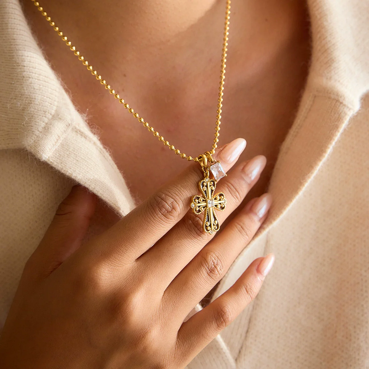 Wholesale Women's Retro Fashion Ins Style Stainless Steel Electroplated Cross Necklace - Image 2