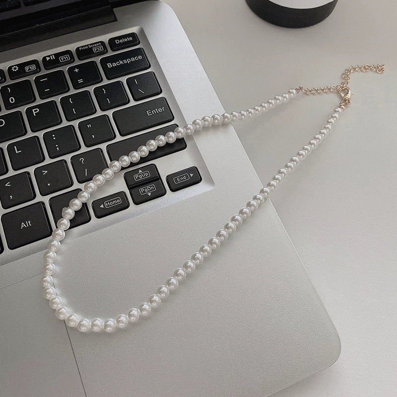 Wholesale Women's Retro French Imitation Pearl And Copper Geometric Clavicle Chain Necklace With Electroplating - Image 6