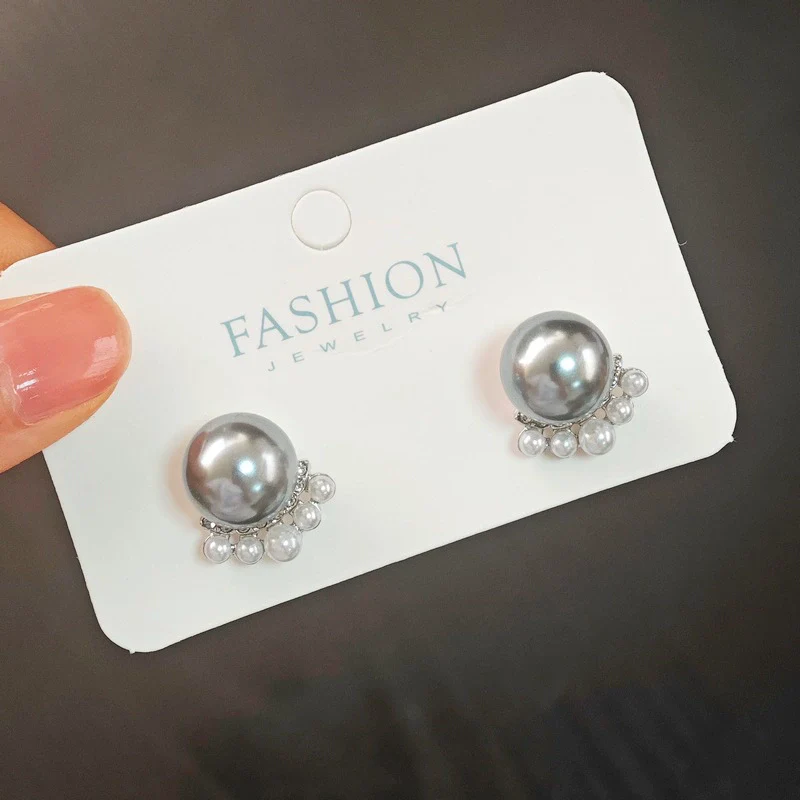 Wholesale Women's Retro Light Luxury Imitation Pearl Cat Claw Earrings With Electroplating - Image 7