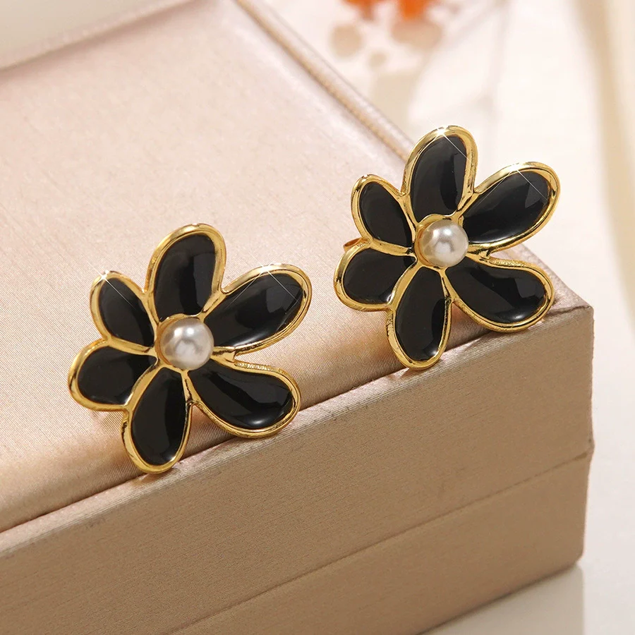Wholesale Women's Retro Oil Drop Flower Stainless Steel Earrings - Image 2
