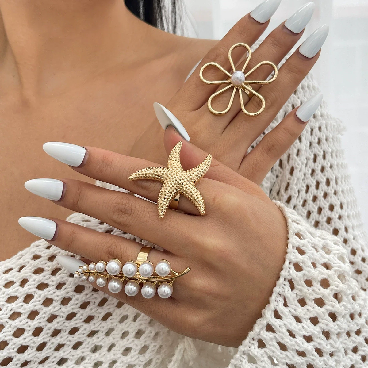 Wholesale Women's Ring Imitation Pearl Hollow Flower Geometric Electroplating - Image 2