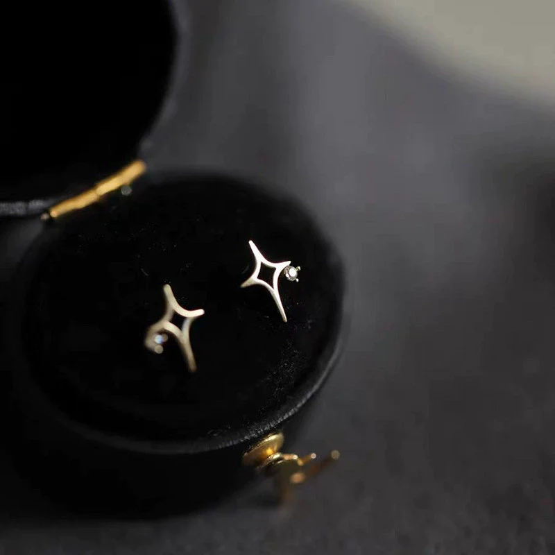 Wholesale Women's S925 Sterling Silver Electroplated 14K Gold Star Fourpointed Star Earrings - Image 2