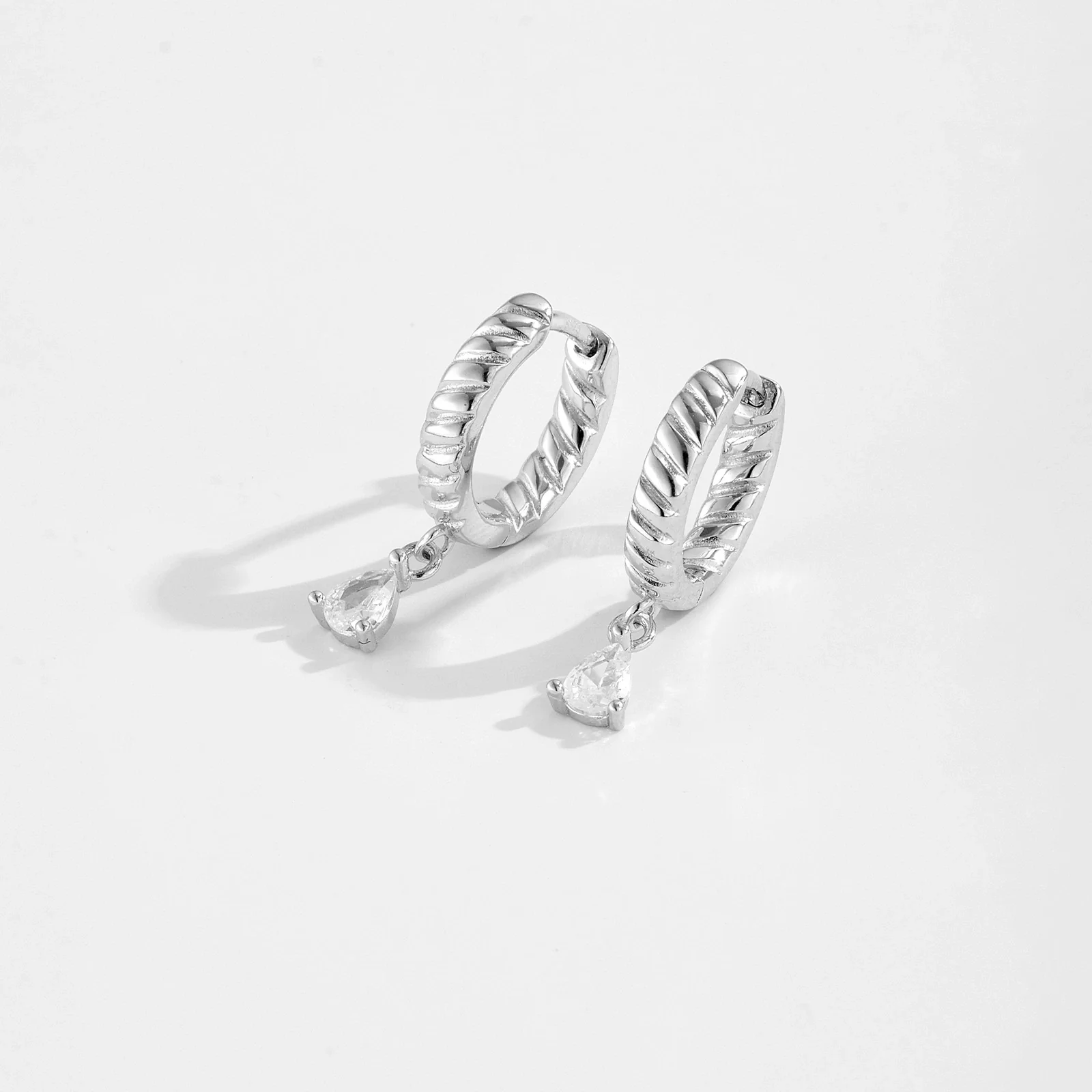 Wholesale Women's S925 Sterling Silver Geometric Drop Pendant Earrings With Electroplating - Image 4