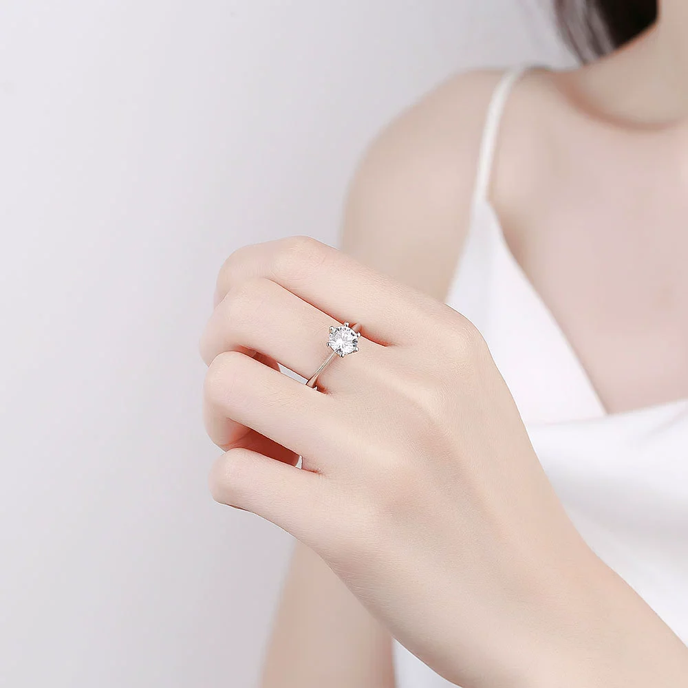 Wholesale Women's S925 Sterling Silver Geometric Single Diamond Ring With Electroplating And Six Claw Setting - Image 2