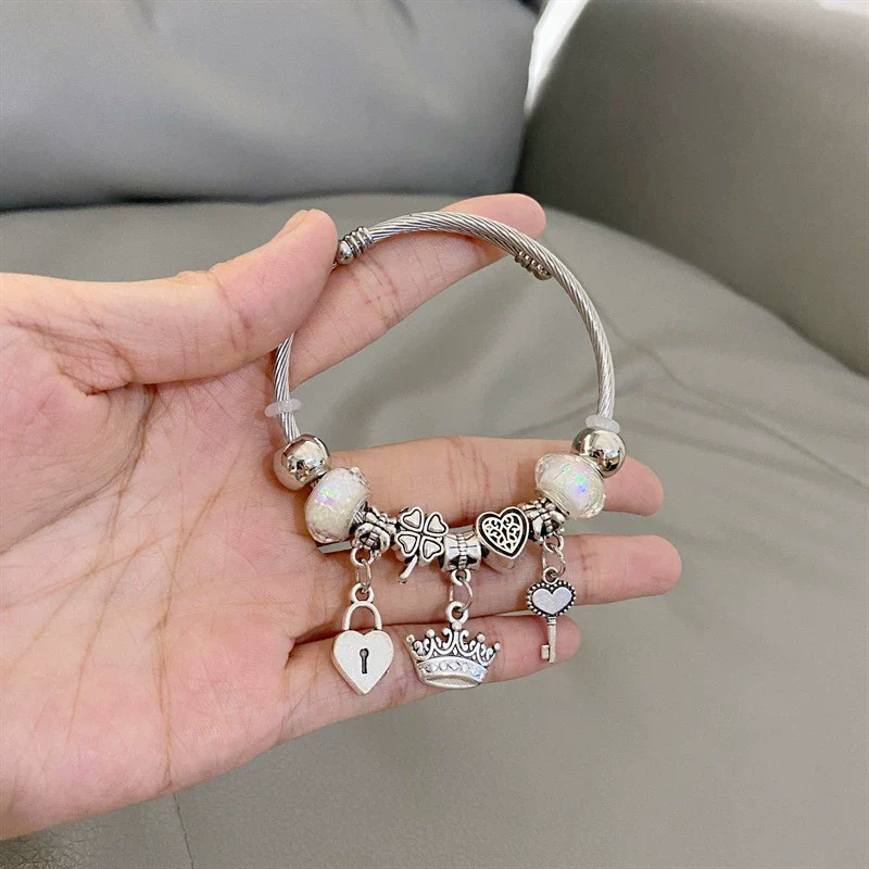 Wholesale Women's Silver Electroplated Stainless Steel Heart Crown Beaded Pendant Bracelet Hand Jewelry - Image 2