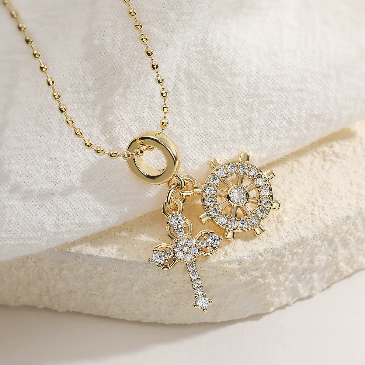 Wholesale Women's Simple Geometric Copper 18K Gold Plated Cross Heart Pendant Necklace - Image 3