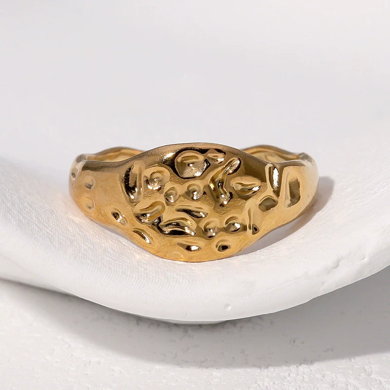 Wholesale Women's Simple Geometric Hammer Pattern Stainless Steel Open Ring With 18K Gold Electroplating - Image 4