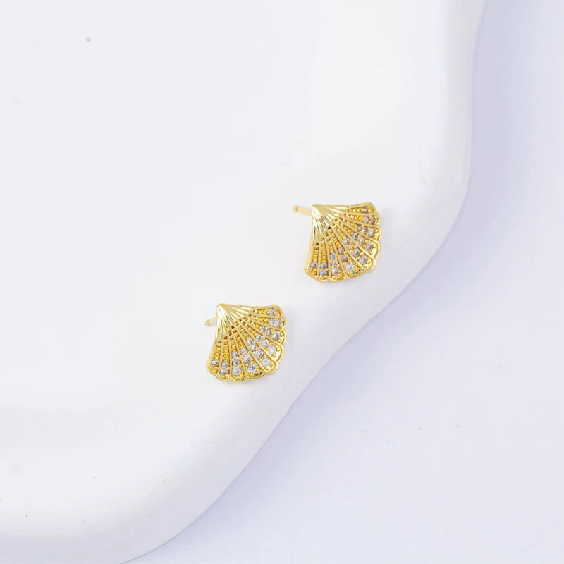 Wholesale Women's Simple Geometric Square Copper Microinlaid Electroplated Earrings - Image 28