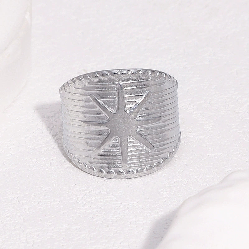 Wholesale Women's Simple Starshaped Stainless Steel Goldplated Open Ring Hand Jewelry - Image 3