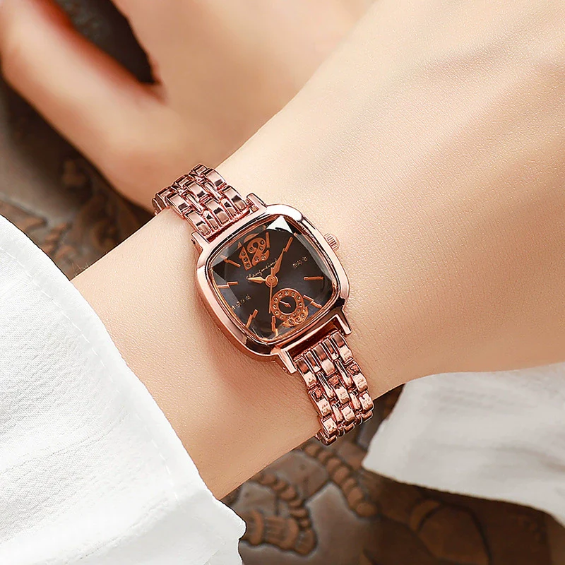 Wholesale Women's Square Metal And Stainless Steel Band Fashion Quartz Watch - Image 3