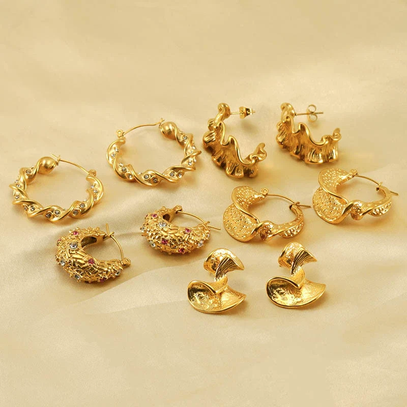 Wholesale Women's 316L Stainless Steel 18K Geometric Pleated Electroplated Earrings - Image 4