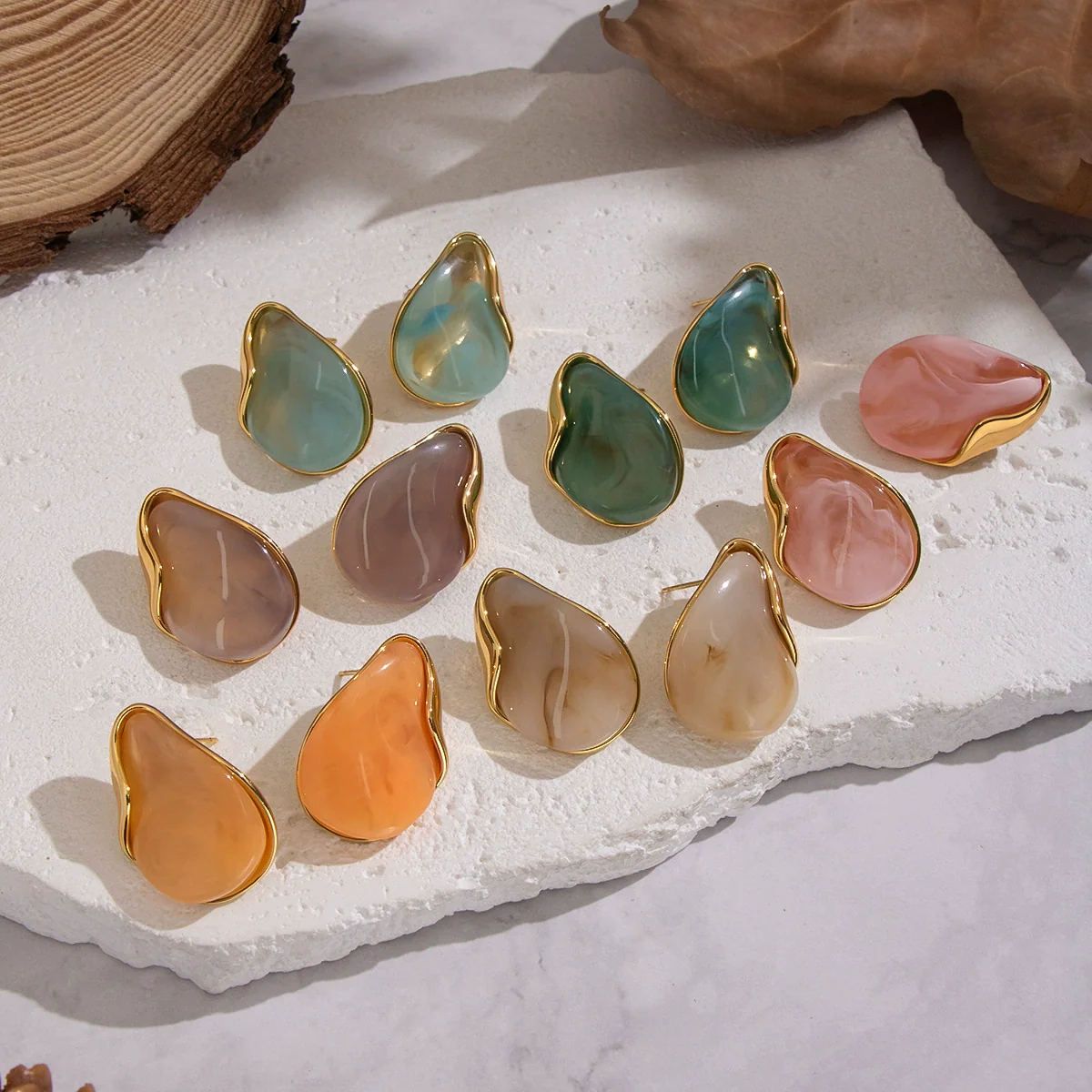 Wholesale Women's Stainless Steel And Resin Geometric Smudged Irregular Chubby Earrings With Pvd Furnace Vacuum Real Gold Plating Sweet And Cool Style