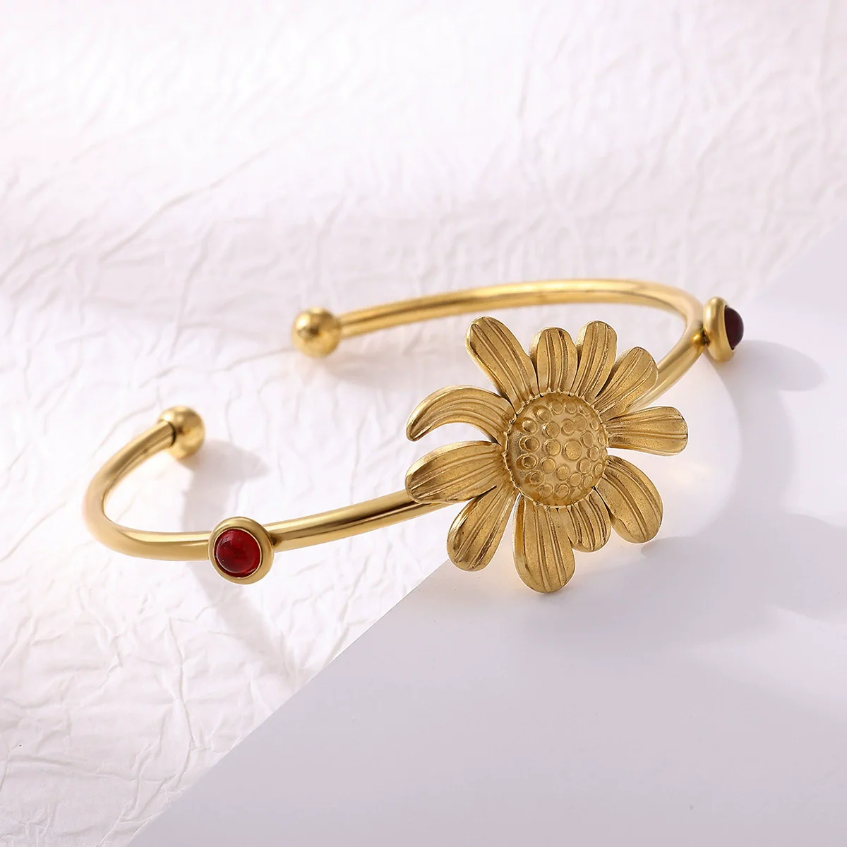 Wholesale Women's Stainless Steel Electroplated Sun Petal Open Bracelet With Plants And Flowers Style - Image 3