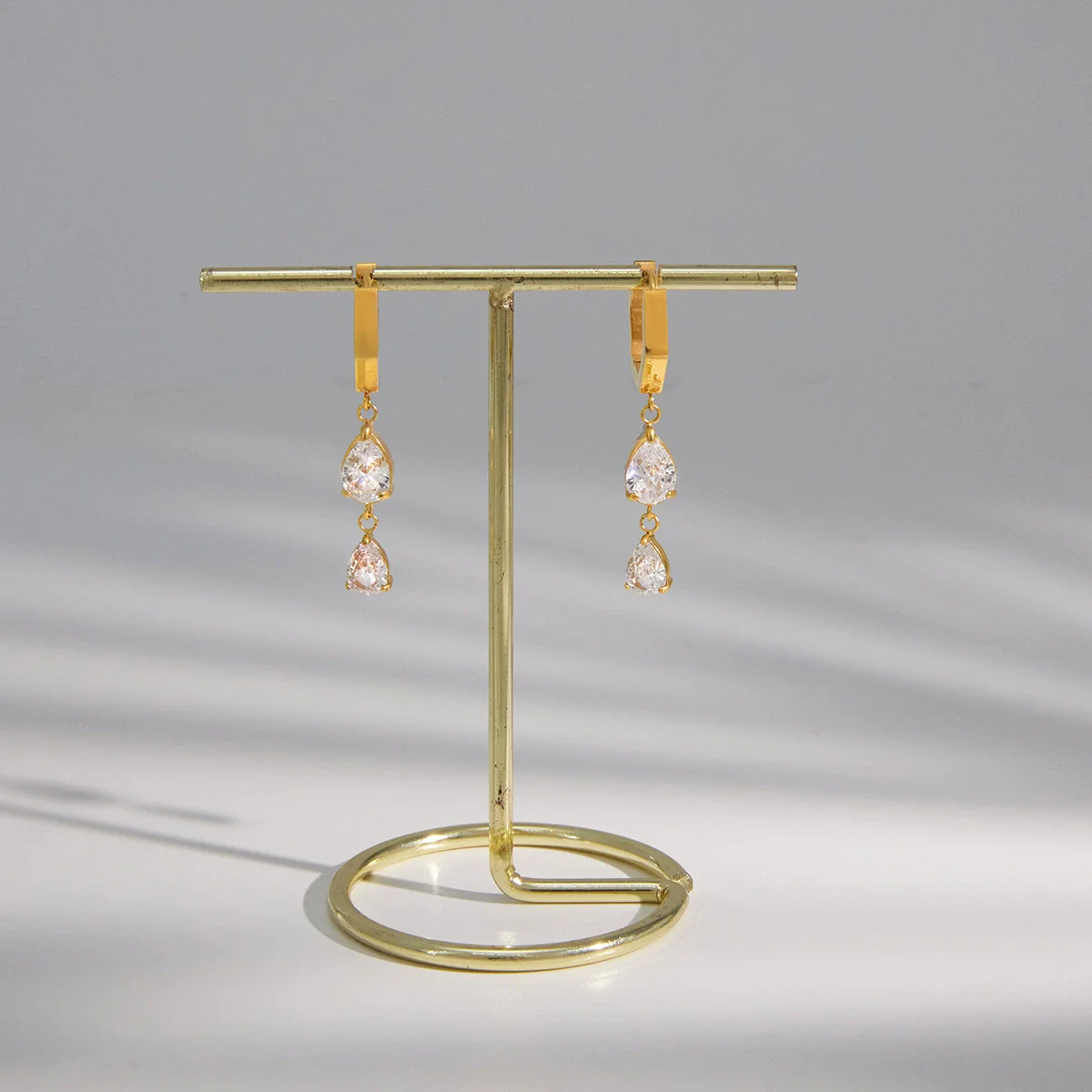 Wholesale Women's Stainless Steel Geometric Electroplated Earrings - Image 4