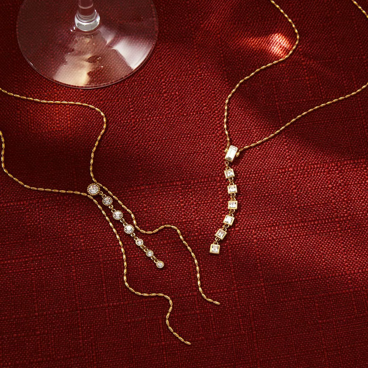 Wholesale Women's Stainless Steel Geometric Necklace With Vacuum Real Gold Plating In Pvd Furnace - Image 4