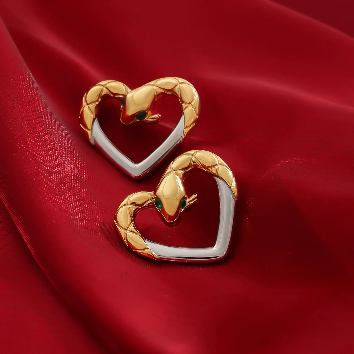 Wholesale Women's Stainless Steel Geometric Snake Earrings With Electroplating Jewelry - Image 2