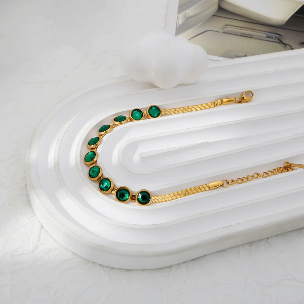Wholesale Women's Stainless Steel Geometric Style Electroplated Bracelet - Image 4