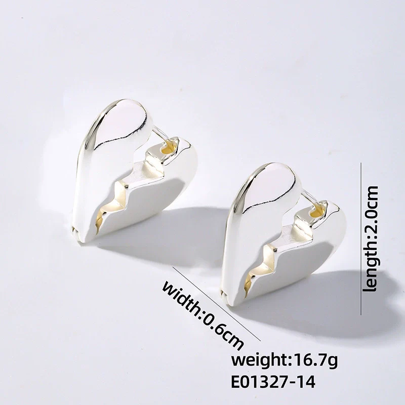 Wholesale Women's Stainless Steel Geometric Ushaped Hollow Exaggerated Simple Silver Glossy Electroplated Earrings - Image 12