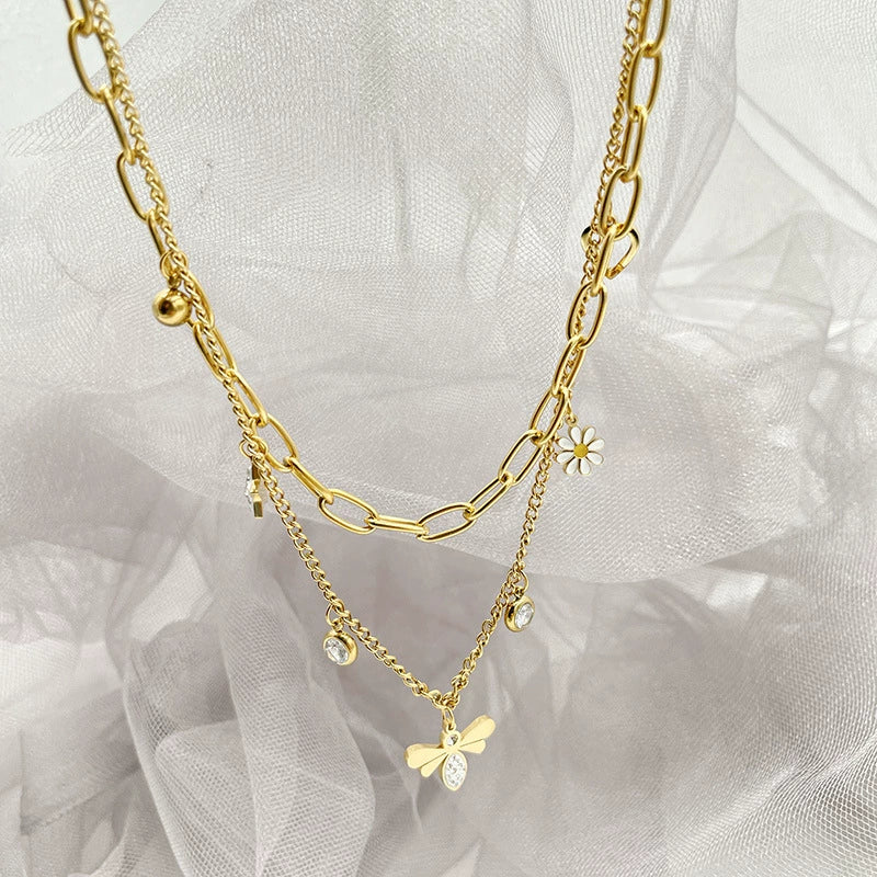 Wholesale Women's Stainless Steel Goldplated Fashion Flower Necklace With Electroplating Treatment - Image 2