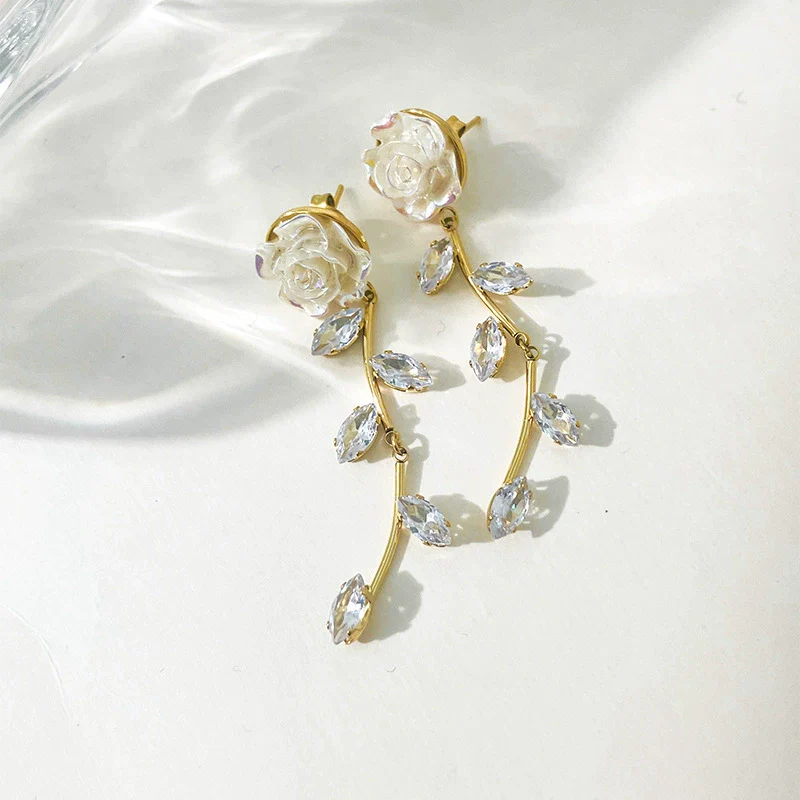 Wholesale Women's Stainless Steel Goldplated Flowerpatterned Long Tassel Earrings - Image 2