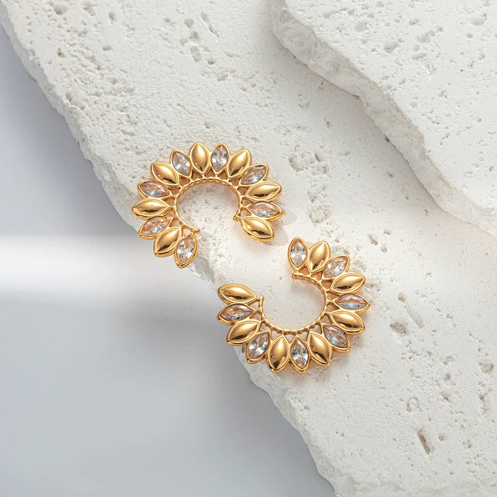 Wholesale Women's Stainless Steel Goldplated Jewelry With White Zircon Inlay Cshaped Drop Design Electroplated Earrings - Image 4