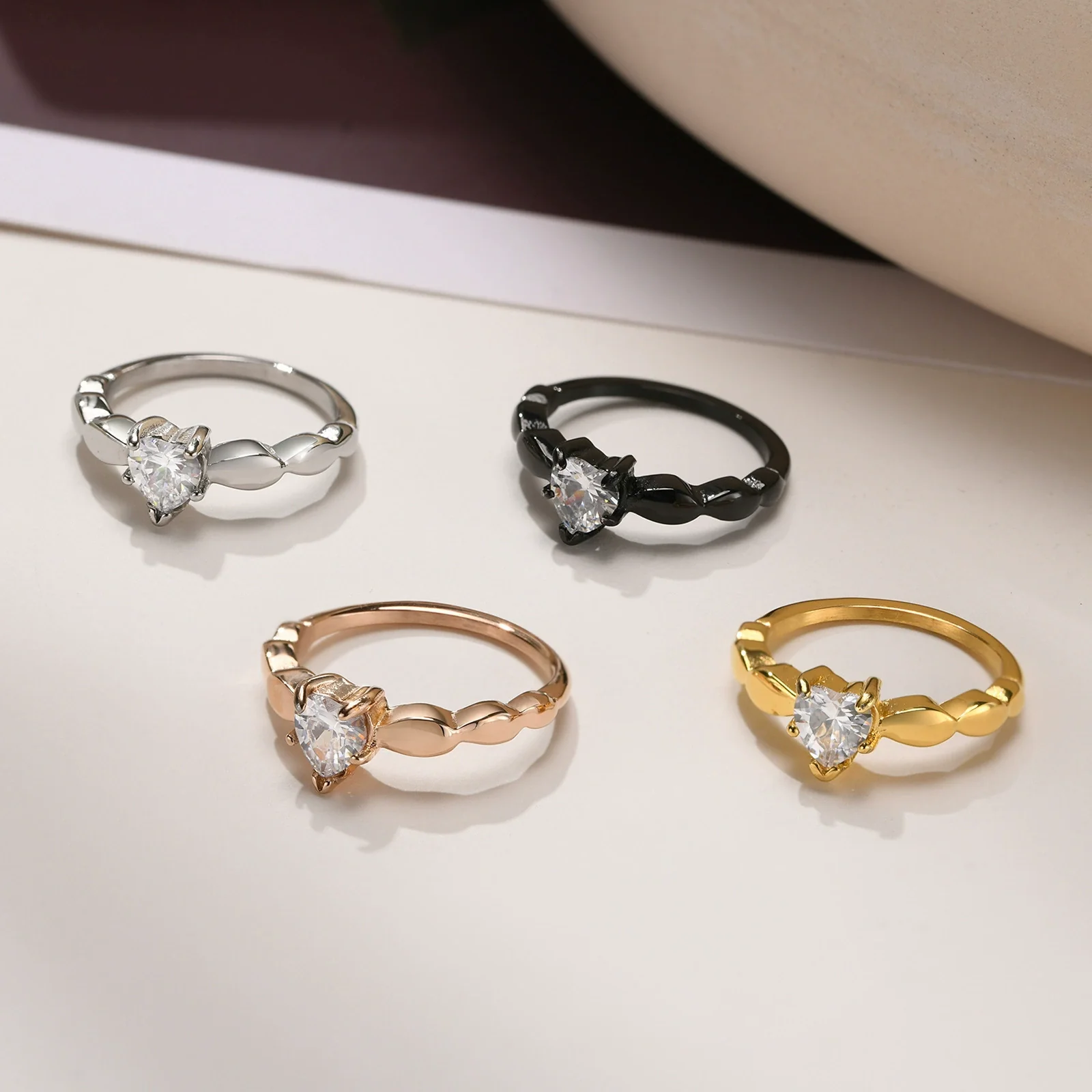 Wholesale Women's Stainless Steel Heartshaped Zircon Casting Ring Simple Style