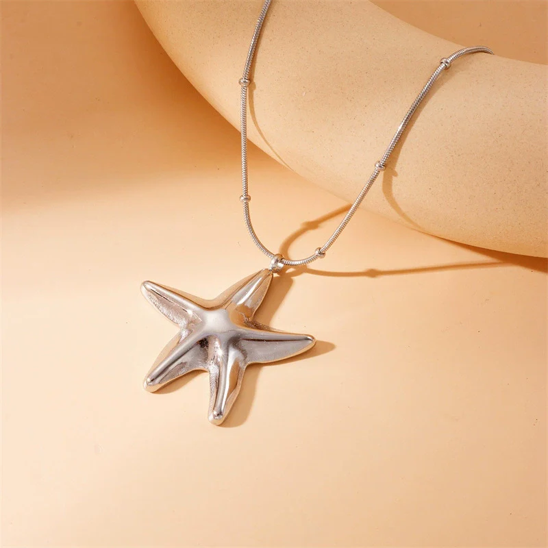 Wholesale Women's Star Shape Stainless Steel Electroplated Snake Bone Chain Necklace - Image 3