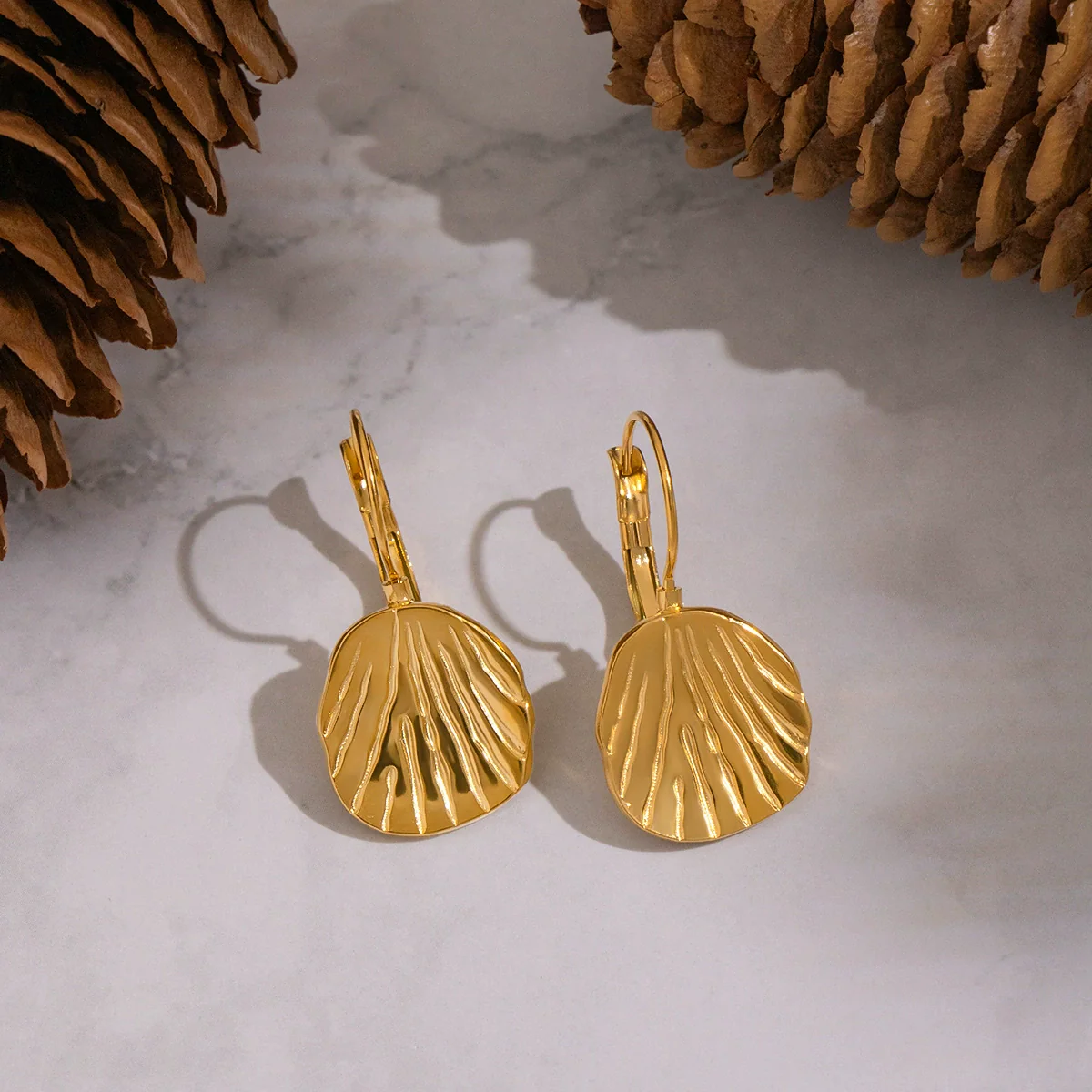 Wholesale Women's Textured Leaf Earrings Stainless Steel Pvd Furnace Vacuum Real Gold Plated Jewelry