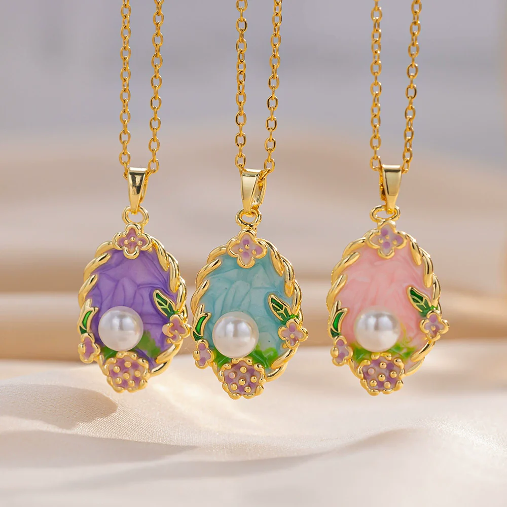 Wholesale Women's Titanium Steel And Copper Flower Pattern Oil Dripping Enamel Painted Pendant With O Word Chain Accessories