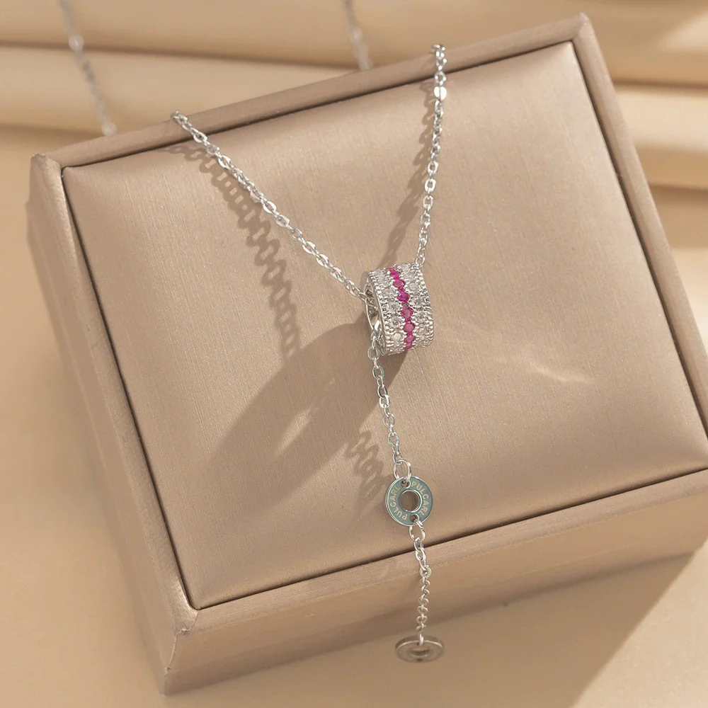 Wholesale Women's Titanium Steel Cross Necklaces With 18K Real Gold Plating Geometric Letter And Number Patterns Light Luxury Style - Image 3