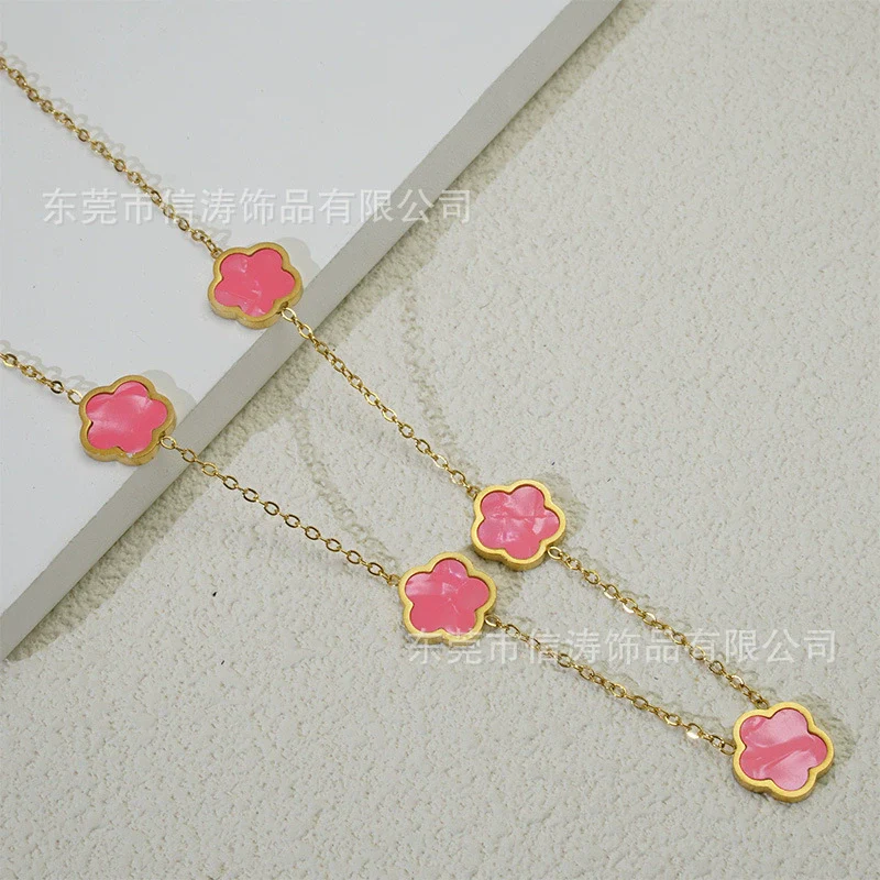 Wholesale Women's Titanium Steel Electroplated Leaves Flower Necklace - Image 3