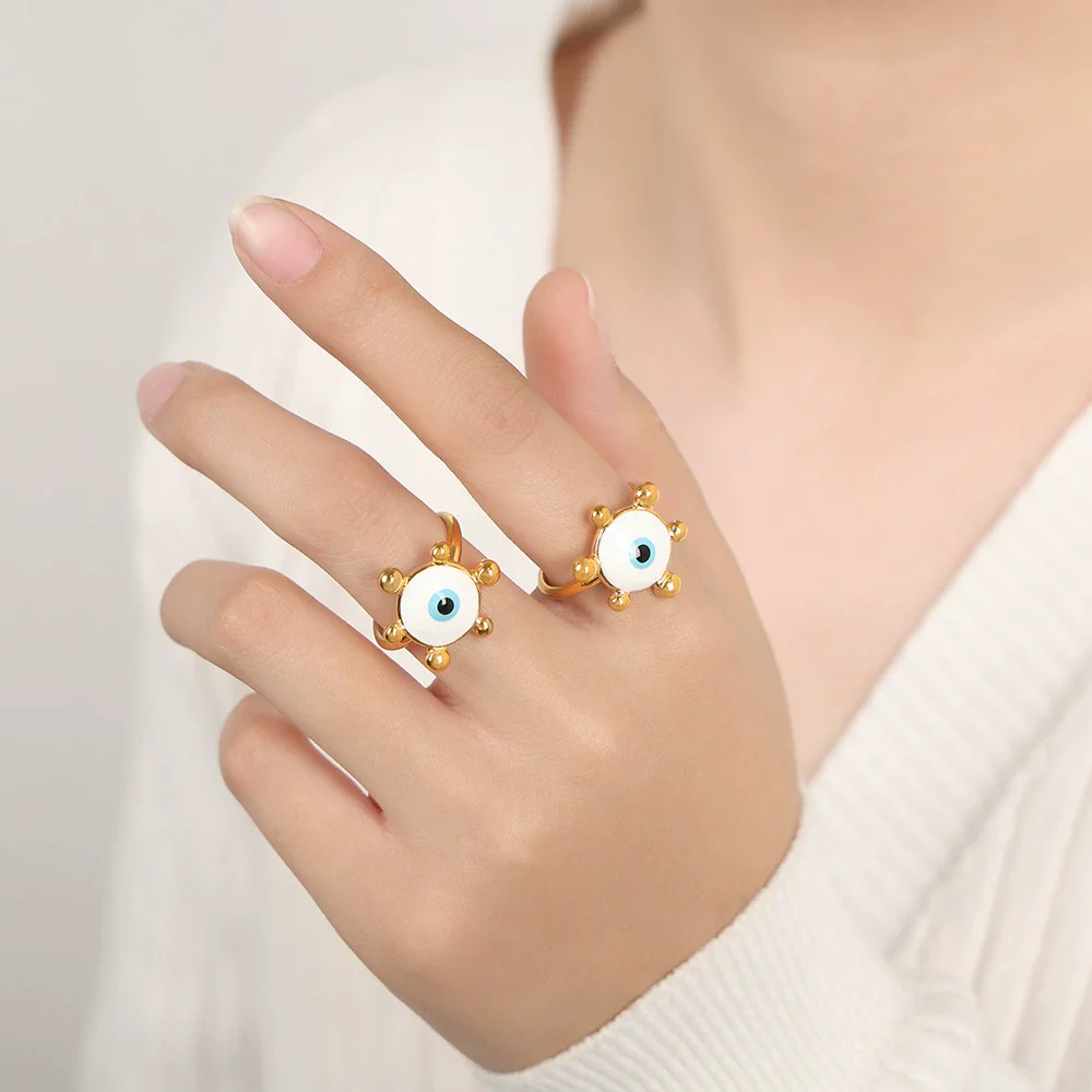 Wholesale Women's Titanium Steel Geometric Devil's Eye Ring And Hammer Pattern Earrings Gold Plated - Image 2