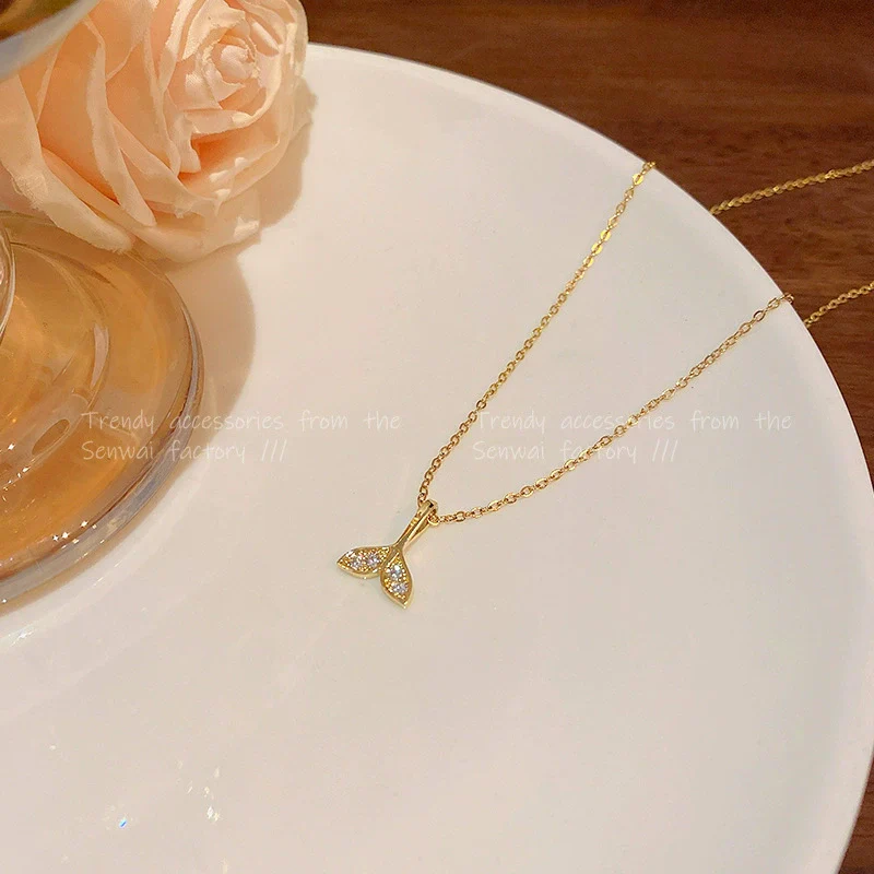 Wholesale Women's Titanium Steel Geometric Fishtail Pendant Clavicle Necklace With Microinlaid Zircon And Electroplating - Image 4