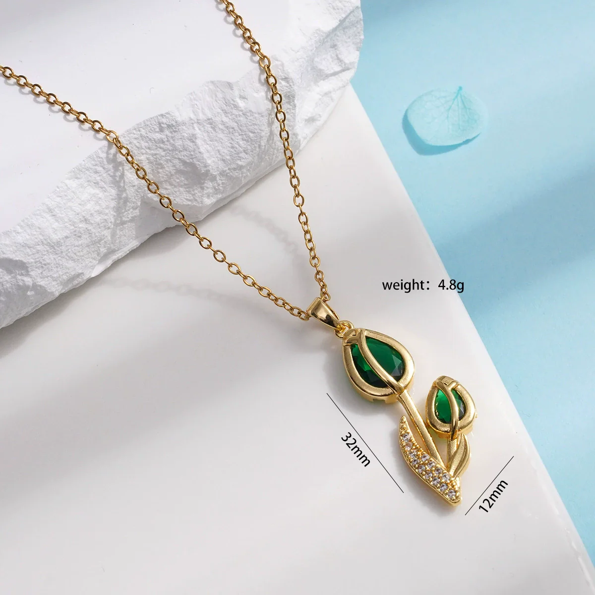 Wholesale Women's Titanium Steel Necklace Copper Gold Plated Cat's Eye Tulip Design With Mixed Gem Inlay And Ochain Light Luxury Flower Pattern - Image 7