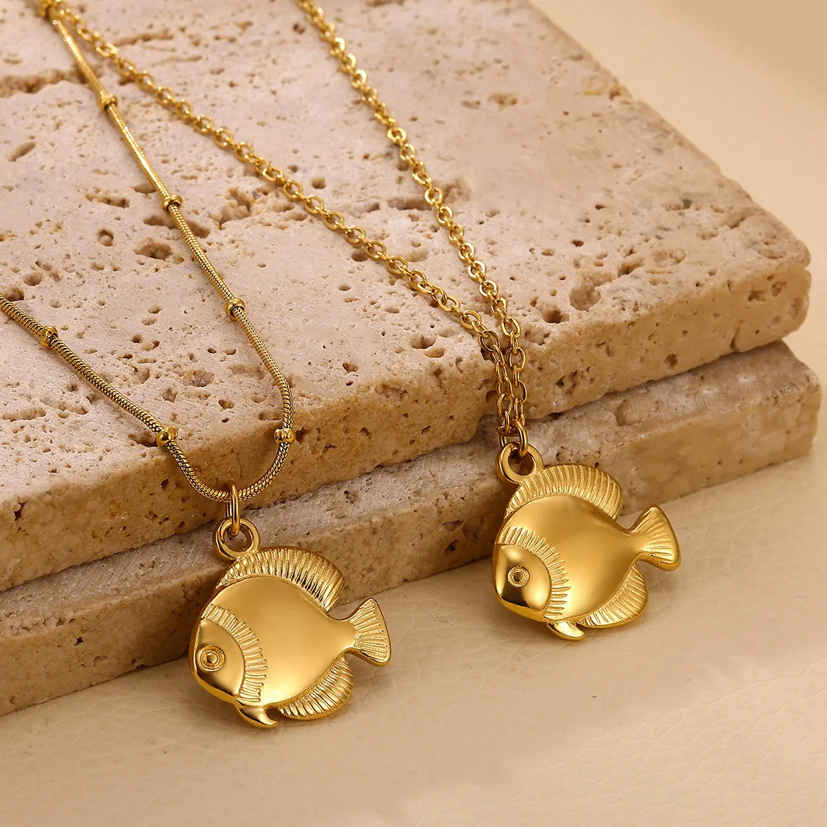 Wholesale Women's Tropical Ocean Small Fish And Starfish Stainless Steel 18K Gold Plated Geometric Animal Zodiac Pendant Necklace With O Word Chain - Image 2