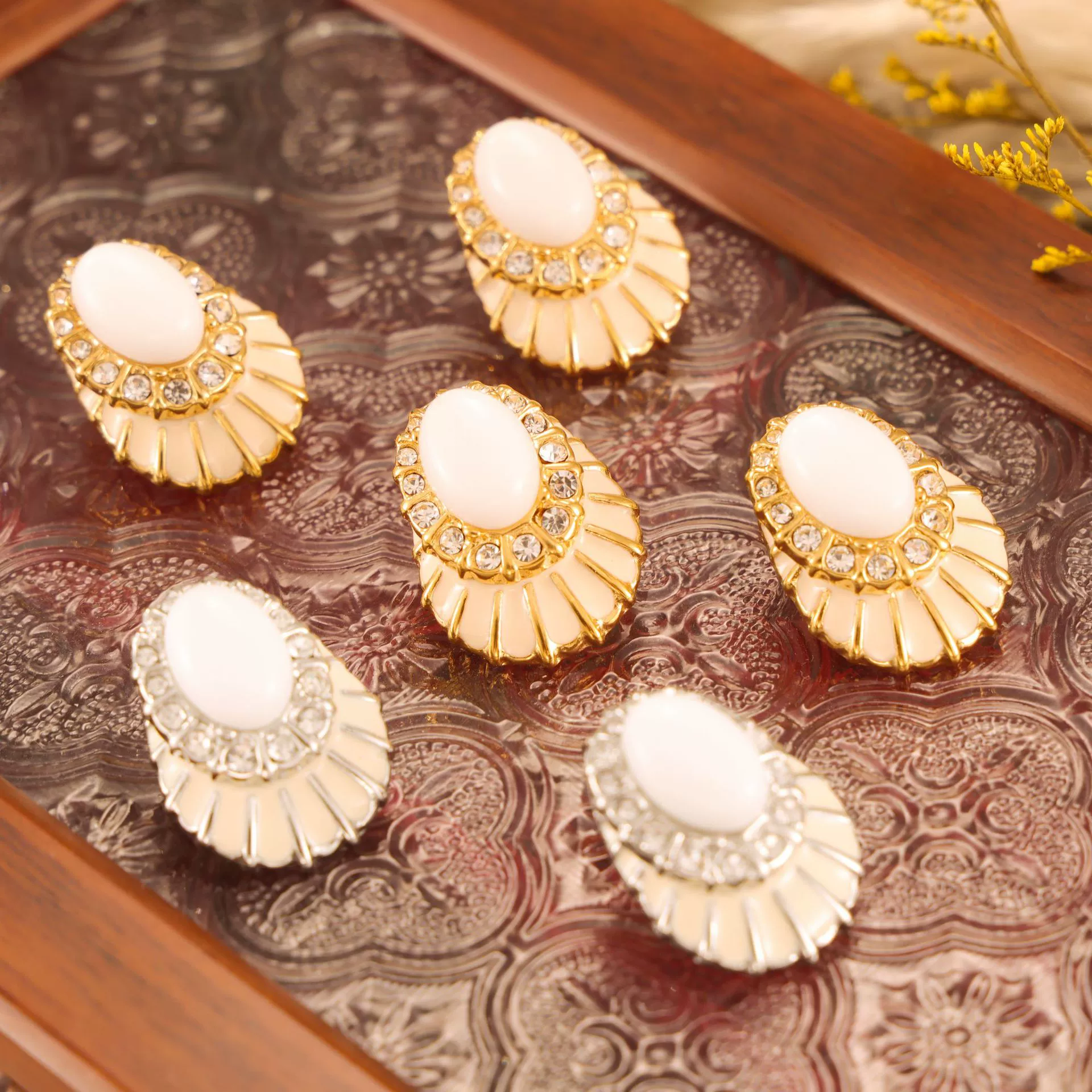 Wholesale Women's Vintage Light Luxury Geometric Diamondencrusted Enamel 18K Goldplated Stainless Steel Earrings - Image 2