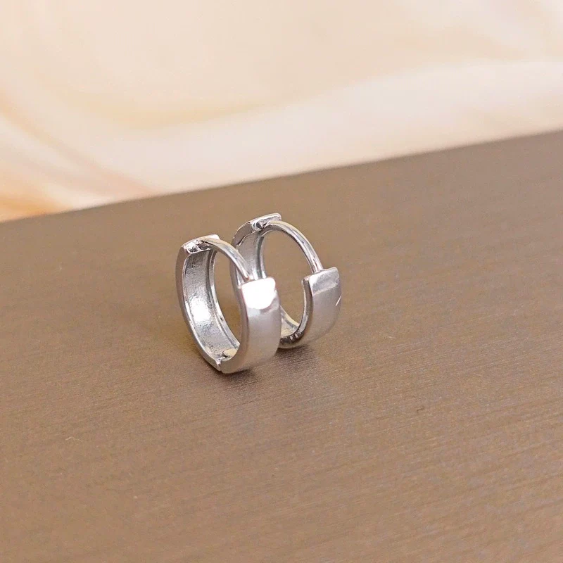 Wholesale Women's Zinc Alloy Light Luxury Style Electroplated Earrings - Image 6