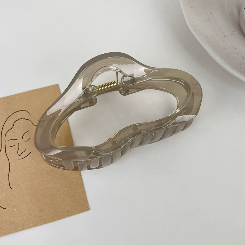 Women's Acrylic Large Shark Clip Headwear Stamping Hairpin - Image 7