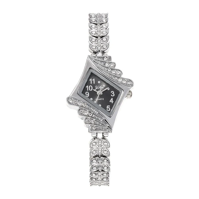 Women's Alloy And Imitation Leather Bracelet Fashion Quartz Watch With Round Dial And Rhinestones - Image 8